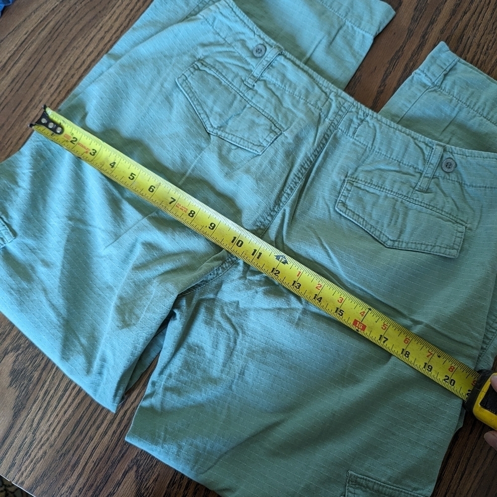 Khakis Relaxed Fit Sage Green Cargo Pant Size Women's 6 - Picture 7 of 9